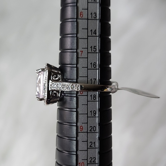 Ring Size 8 RBP2904 Simply Gorgeous- Lab Created Light Rose Quartz on Rhodium - Picture 5 of 6